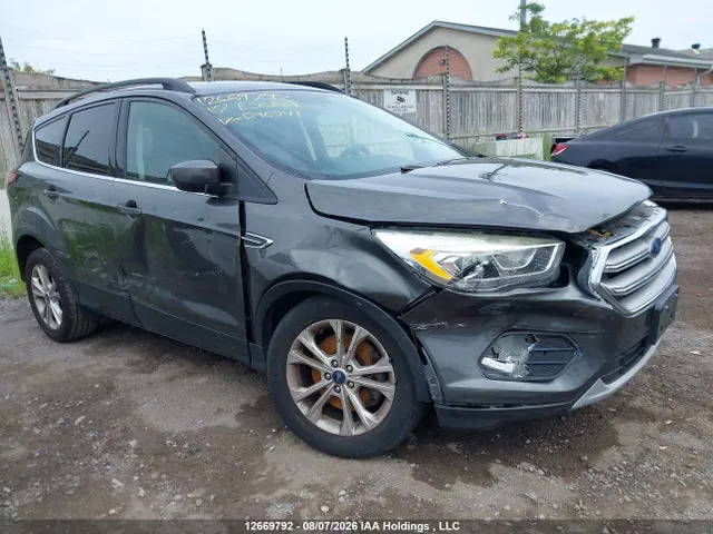 2017 Ford Escape VIN 1FMCU9GD4HUD96741 фото 1
