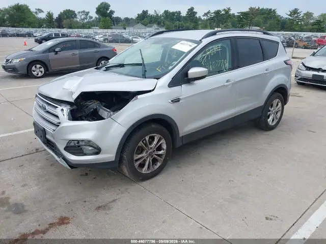 1FMCU0GD8HUE14332 — 2017 Ford Escape, photo 2 from IAAI 16.10.2026, Front end