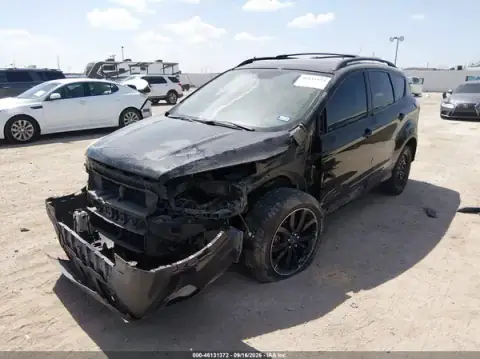 1FMCU0GD7HUA93545 — 2017 Ford Escape, photo 2 from IAAI 07.10.2026, Front end