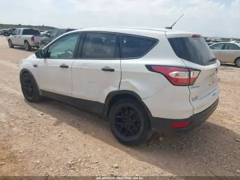 1FMCU0F75HUE94555 — 2017 Ford Escape, ფოტო 3, IAAI, მარცხენა მხარე