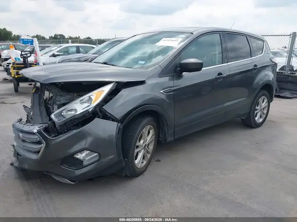 2017 FORD ESCAPE VIN 1FMCU0GD7HUD10642 фото 2