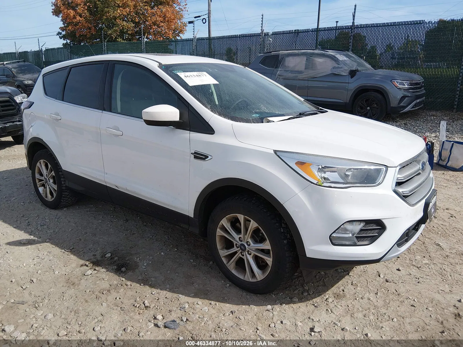 2017 Ford Escape Se VIN 1FMCU9GD3HUD50446 фото 2