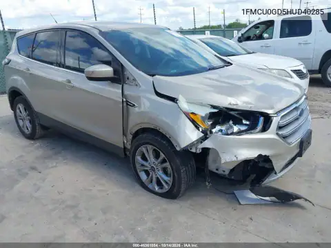 1FMCU0GD5HUD40285 — 2017 Ford Escape, Передня частина справа, фото до ремонту