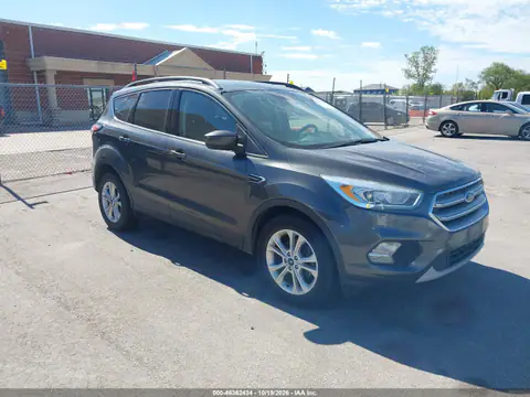 1FMCU0GD6HUD73862 — 2017 Ford Escape, Normal wear, before-repair photos
