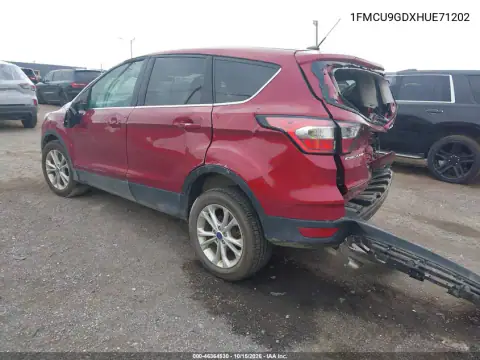 1FMCU9GDXHUE71202 — 2017 Ford Escape, zdjęcie 3 z IAAI, Tył