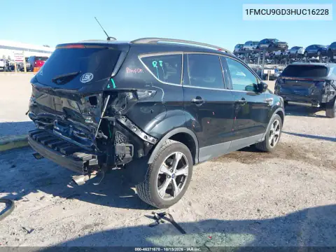 1FMCU9GD3HUC16228 — 2017 Ford Escape, zdjęcie 5 z IAAI, Tył