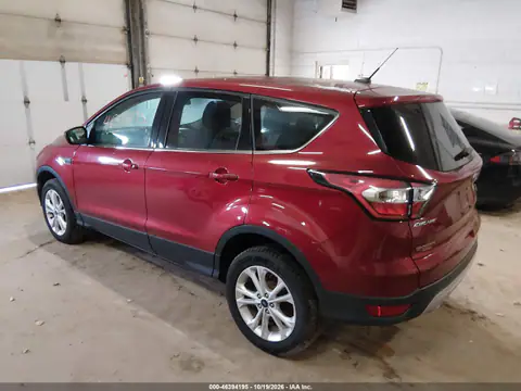 1FMCU9GD2HUC66733 — 2017 Ford Escape, foto 4 de IAAI 28.10.2026, Desgaste normal