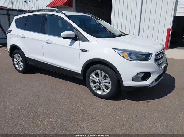 1FMCU9GD2JUD08792 Ford Escape 2018 — uszkodzenie Normalne zużycie, zdjęcie przed naprawą