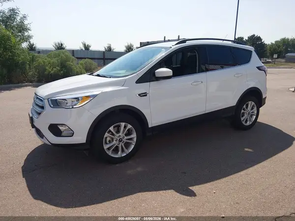 1FMCU9GD2JUD08792 — 2018 Ford Escape, zdjęcie 2 z IAAI 07.10.2026, Normalne zużycie