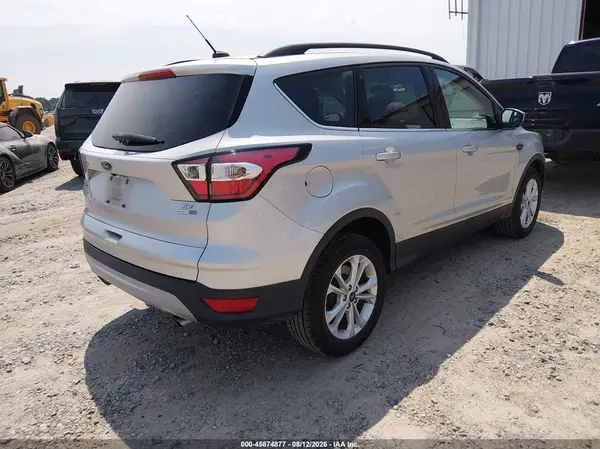 1FMCU9GD1JUD08752 — 2018 Ford Escape, zdjęcie 4 z IAAI 06.10.2026, Normalne zużycie