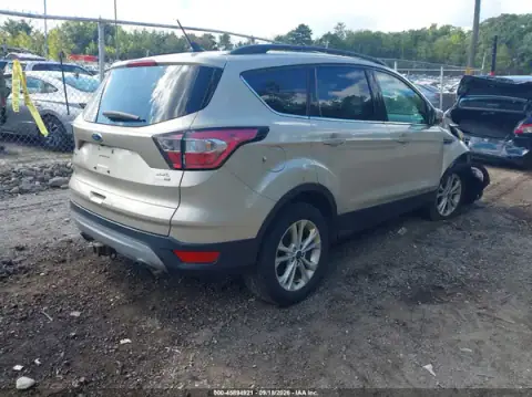 1FMCU9HD7JUA46105 — 2018 Ford Escape, photo 4 from IAAI, Suspension