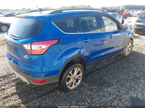 1FMCU0GD5JUD33861 — 2018 Ford Escape, foto 4 de IAAI, Robo