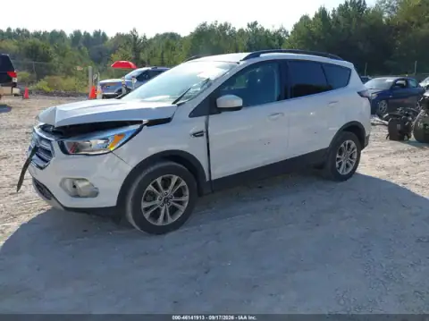 1FMCU9GD8JUC77760 — 2018 Ford Escape, фото 2 с аукциона IAAI 12.10.2026, ПЕРЕДНЯЯ ЧАСТЬ