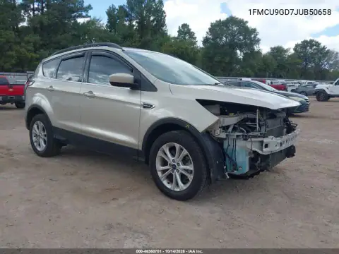 1FMCU9GD7JUB50658 — 2018 Ford Escape, წინა ნაწილი, ფოტოები შეკეთებამდე
