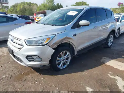 1FMCU9GD5KUB16901 — 2019 Ford Escape, фото 2 з IAAI, Передня частина