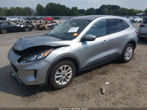 1FMCU9BZ1MUA61823 — 2021 Ford Escape, photo 2 from IAAI, Front end
