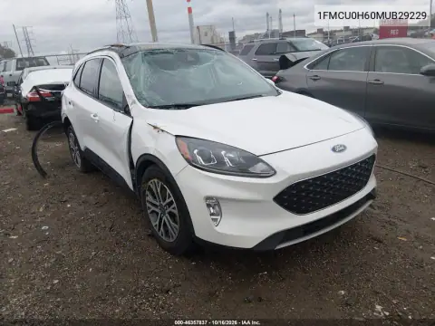 1FMCU0H60MUB29229 — 2021 Ford Escape, Dachowanie, zdjęć przed naprawą