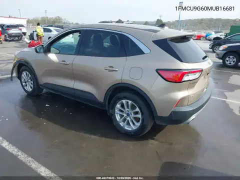 1FMCU9G60MUB16681 — 2021 Ford Escape, фото 4 с аукциона IAAI, передняя часть справа