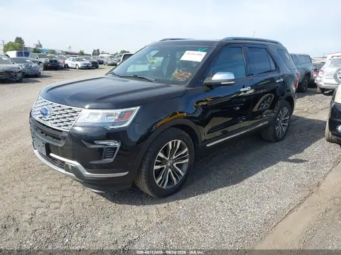 2018 Ford Explorer Platinum VIN 1FM5K8HT4JGA00245 фото 2