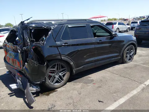 2025 Ford Explorer St VIN 1FMWK8GC4SGA30126 фото 4