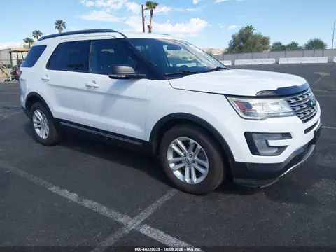 1FM5K7D85HGC58120 — 2017 Ford Explorer XLT, Parte delantera (Front End), fotos antes de reparar