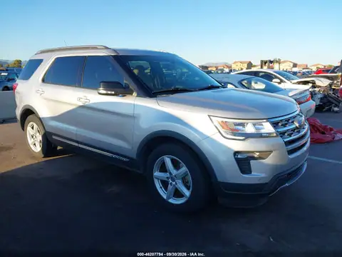 1FM5K7D86JGB09642 — 2018 Ford Explorer XLT, Parte trasera (Rear), fotos antes de reparar