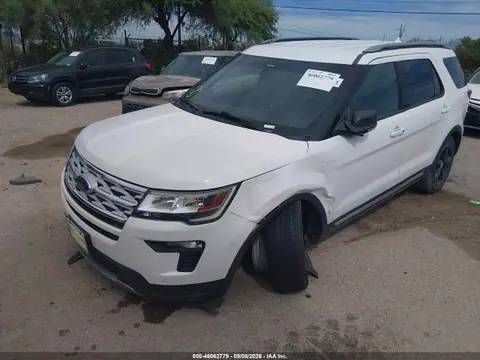 1FM5K7D82KGA09717 — 2019 Ford Explorer XLT, фото 2 з IAAI 22.10.2026, Передня частина зліва