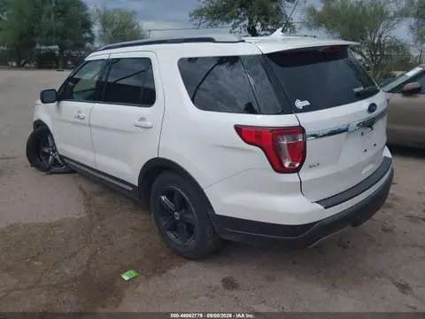 1FM5K7D82KGA09717 — 2019 Ford Explorer XLT, фото 3 з IAAI 22.10.2026, Передня частина зліва