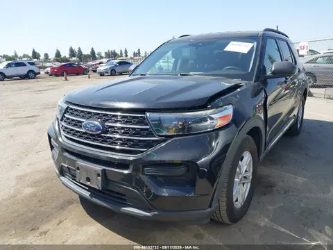2020 Ford EXPLORER XLT VIN 1FMSK7DH5LGC47811 фото 2