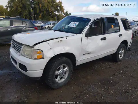 1FMZU73K45UA83719 — 2005 Ford Explorer, photo 2 from IAAI, Rollover