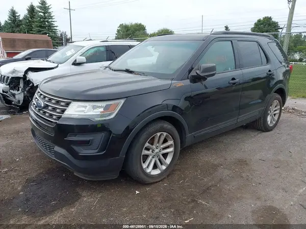 1FM5K7B85GGB17310 — 2016 Ford Explorer, фото 2 с аукциона IAAI 15.10.2026, Естественный износ