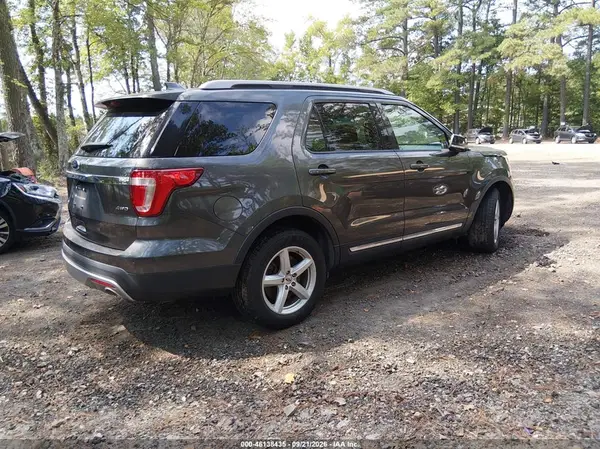 1FM5K8D82GGC10532 — 2016 Ford Explorer, photo 4 from IAAI, Normal wear