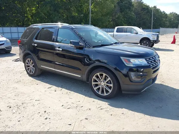 1FM5K7F80GGA36077 Ford Explorer 2016 — Left front damage, before-repair photo