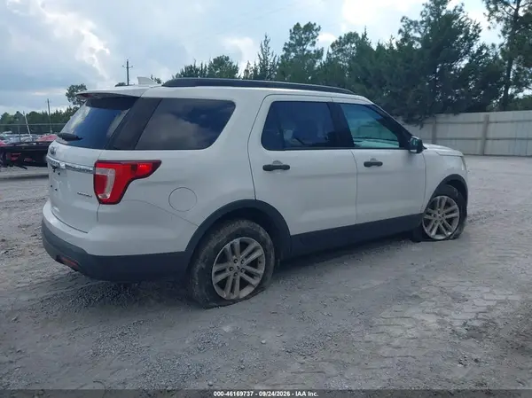 1FM5K7B88GGA46748 — 2016 Ford Explorer, photo 4 from IAAI, Normal wear