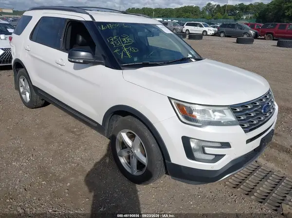 1FM5K8D82GGC68754 Ford Explorer 2016 — uszkodzenie Normalne zużycie, zdjęcie przed naprawą