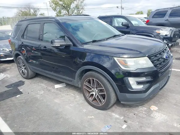 1FM5K8GTXGGC64256 — 2016 Ford Explorer, Normal wear (Normal Wear & Tear), before-repair photos