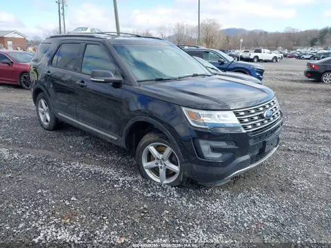 1FM5K8D80HGA31097 — 2017 Ford Explorer, Повреждения снизу (Undercarriage), фото до ремонта