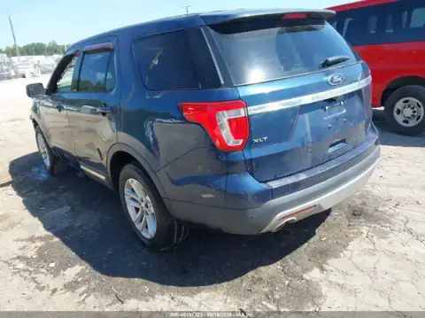1FM5K7D87HGD76699 — 2017 Ford Explorer, zdjęcie 3 z IAAI, Przód