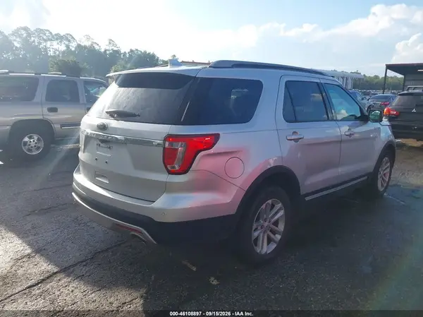 1FM5K7D82HGA67190 — 2017 Ford Explorer, фото 4 с аукциона IAAI 13.10.2026, Передняя часть слева
