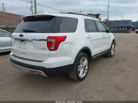 1FM5K8D89HGA57861 — 2017 Ford Explorer, photo 4 from IAAI, Front end