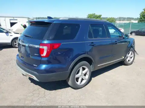 1FM5K8D80HGD09190 — 2017 Ford Explorer, фото 4 с аукциона IAAI, передняя часть справа