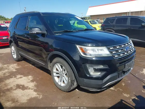 1FM5K7DH8HGC53364 Ford Explorer 2017 — Hail damage, before-repair photo