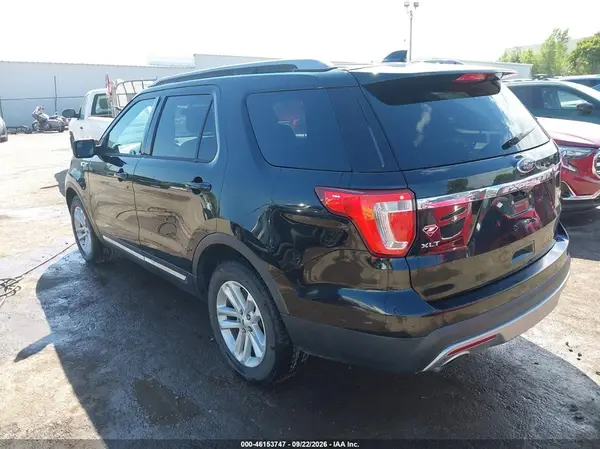 1FM5K7DH8HGC53364 — 2017 Ford Explorer, photo 3 from IAAI, Hail