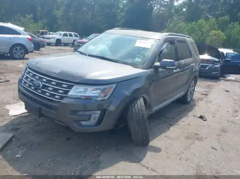 1FM5K8F84HGC37424 — 2017 Ford Explorer, фото 2 з IAAI, Передня частина