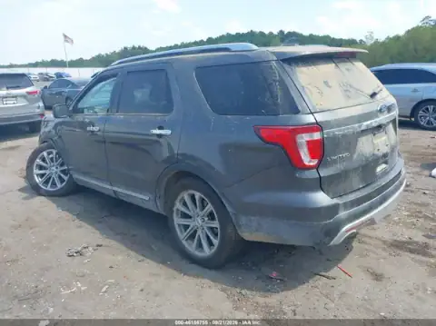 1FM5K8F84HGC37424 — 2017 Ford Explorer, фото 3 з IAAI, Передня частина