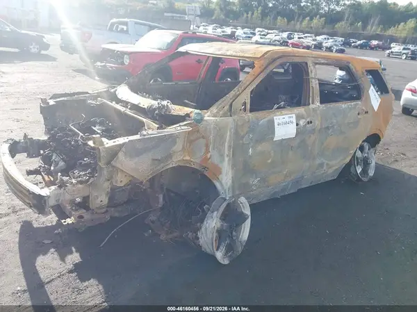 1FM5K8D85HGC91320 — 2017 Ford Explorer, photo 2 from IAAI 14.10.2026, Complete burn