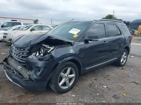 1FM5K7D82HGA86418 — 2017 Ford Explorer, photo 2 from IAAI, Front end