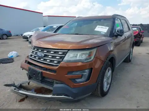 1FM5K8D89HGD64804 — 2017 Ford Explorer, photo 2 from IAAI, Front end