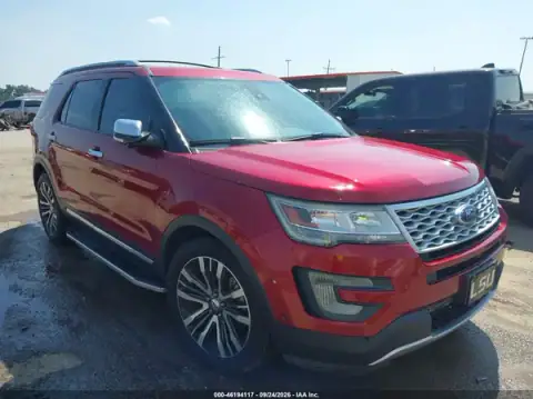 1FM5K8HT5HGD19762 — 2017 Ford Explorer, Left side (Left Side), before-repair photos