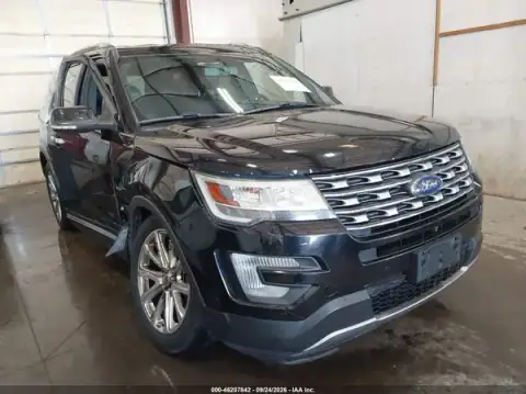1FM5K8F85HGC06361 — 2017 Ford Explorer, Right front (Right Front), before-repair photos